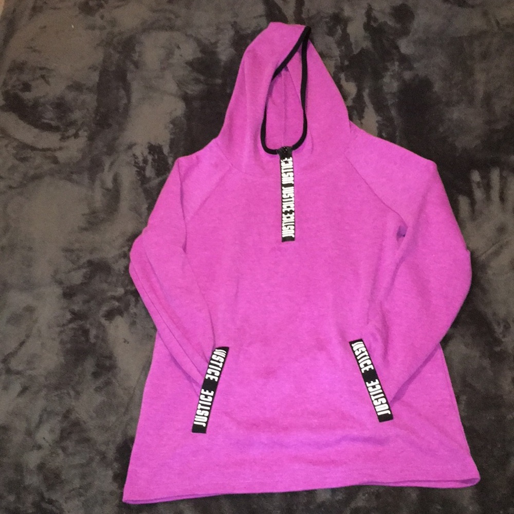Sweatshirt? Jacket?😅